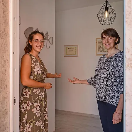 La Casa Degli Zii Альбенга